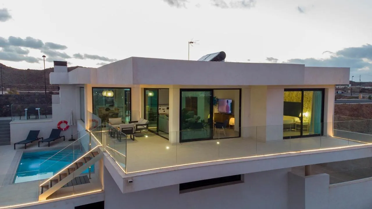 Ereza Villa Boraen Corralejo España